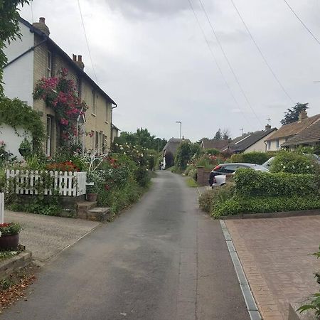 Entire Thatched Cottage Melbourn ภายนอก รูปภาพ