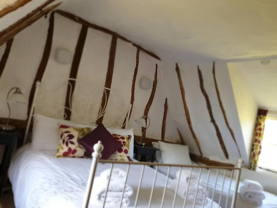 Entire Thatched Cottage Melbourn ภายนอก รูปภาพ