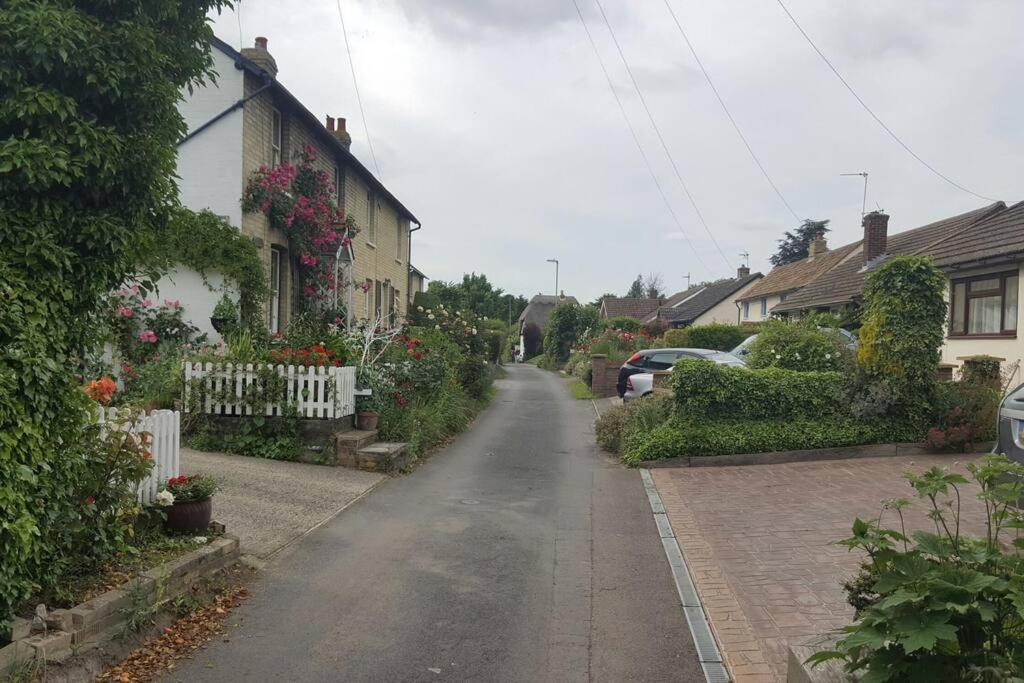 Entire Thatched Cottage Melbourn ภายนอก รูปภาพ